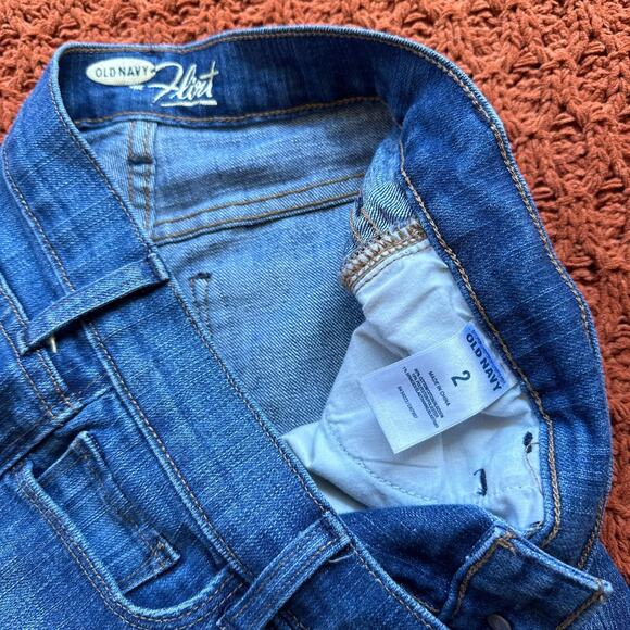 Low waisted long line jorts jean shirts from old navy size 2 - Picture 7 of 8